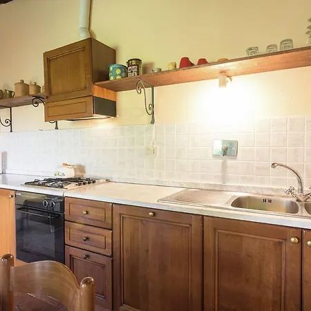 Vakantiehuis Luxurious Farmhouse In Italy With Swimming Pool *