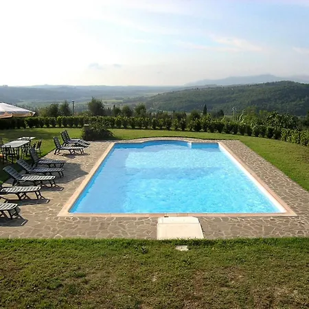 Vakantiehuis Luxurious Farmhouse In Italy With Swimming Pool *